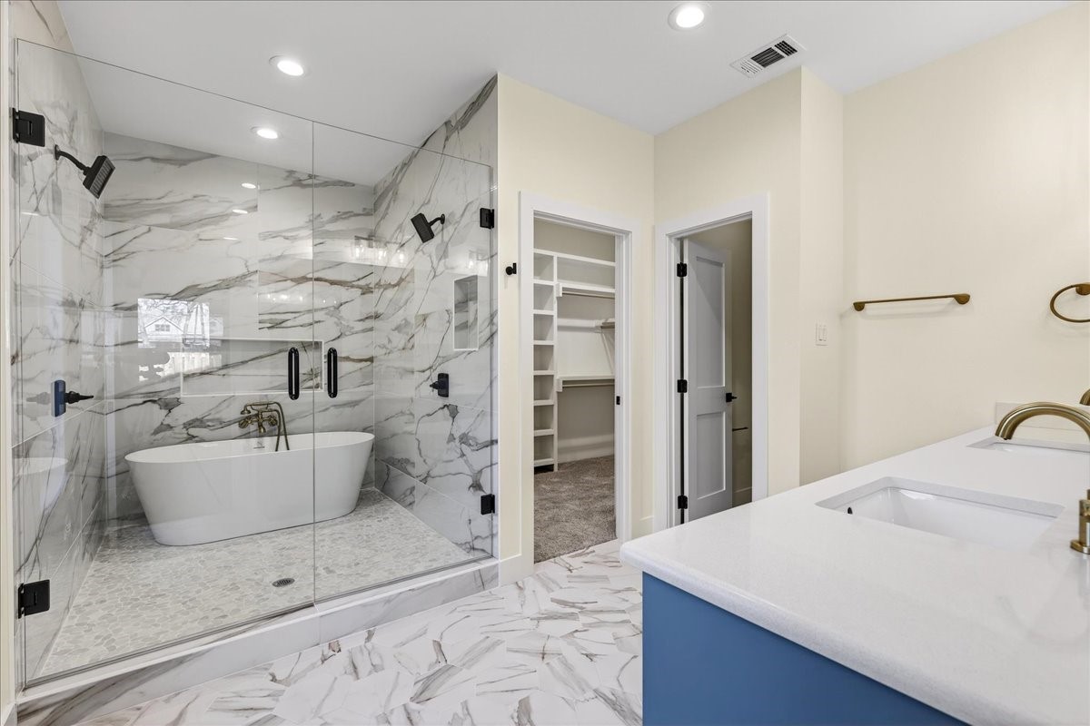 114 Castlewood Road Enchanted Oaks TX 75156