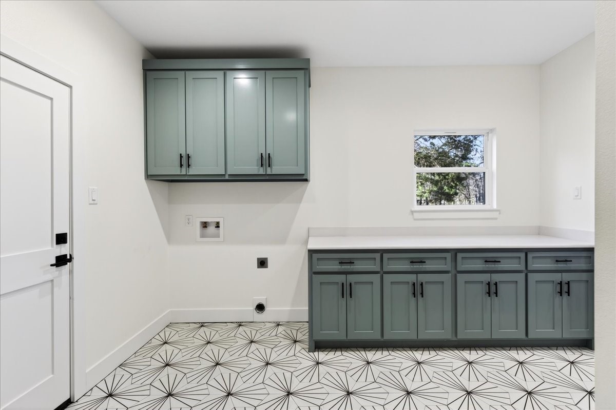 114 Castlewood Road Enchanted Oaks TX 75156