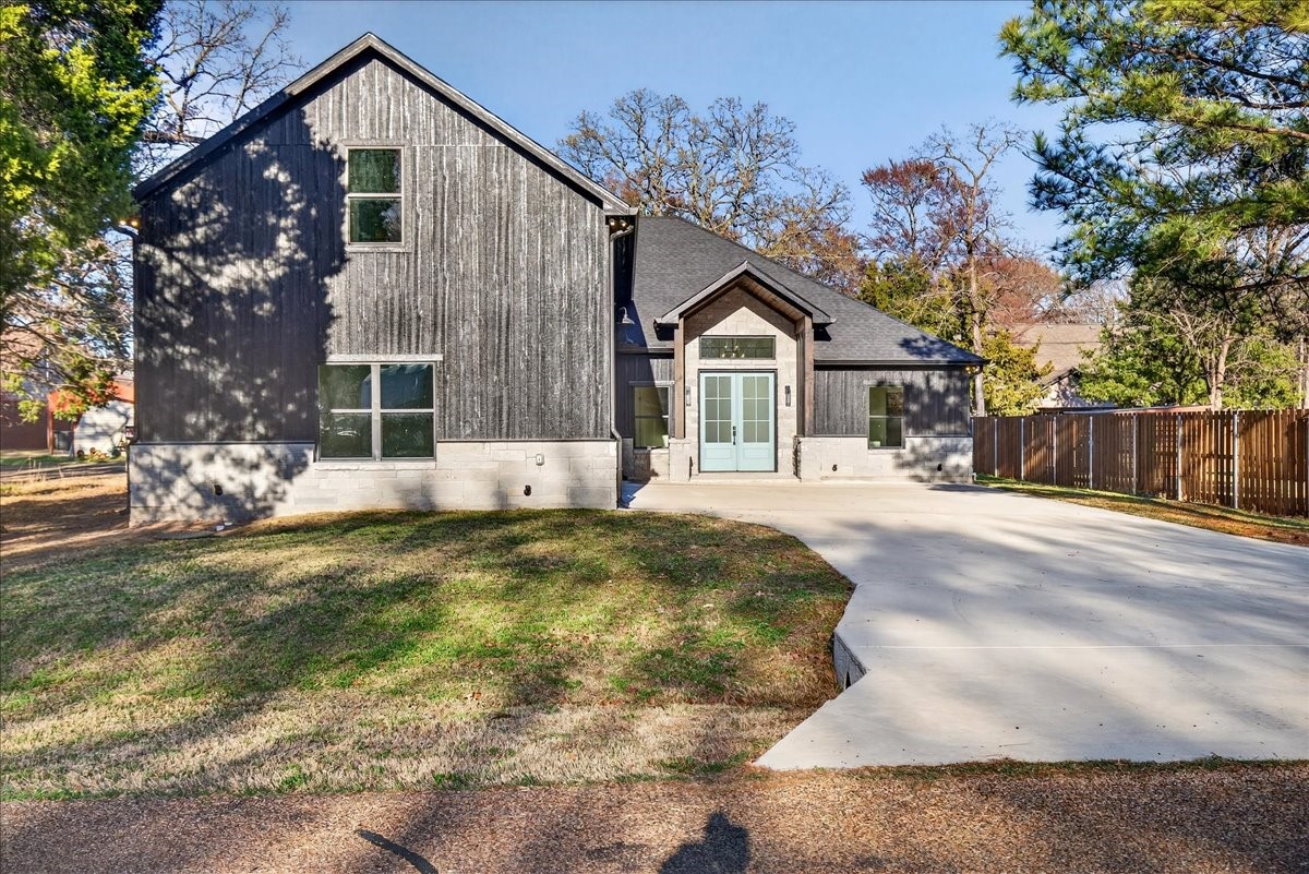 114 Castlewood Road Enchanted Oaks TX 75156