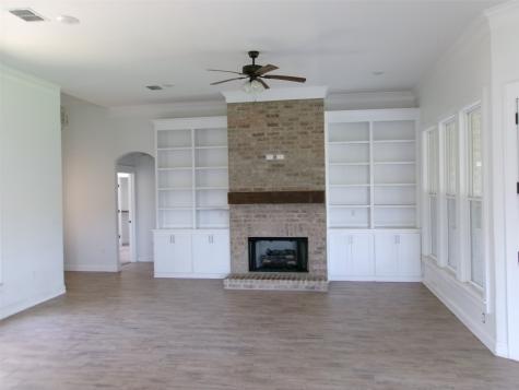 581 Newburyport Street Shreveport LA 71107