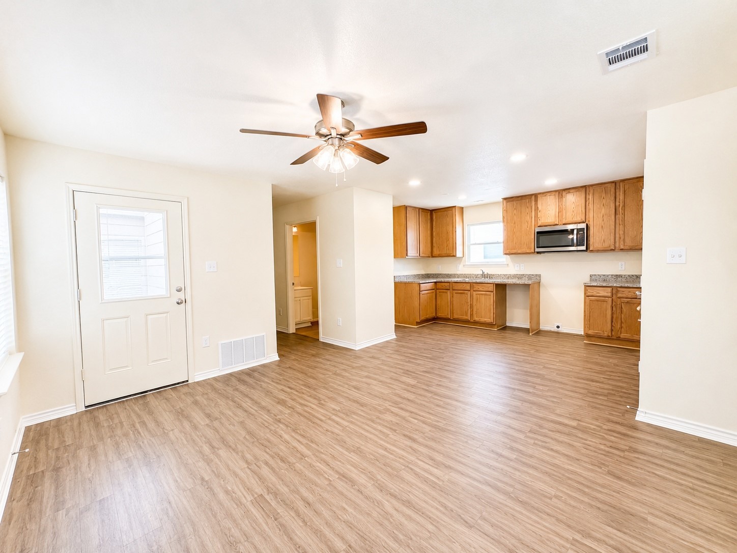 320 SW 14th Mineral Wells TX 76067