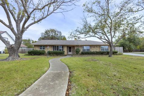 600 Hunter Street Bonham TX 75418