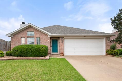 1723 Treasure Cay Drive Mansfield TX 76063