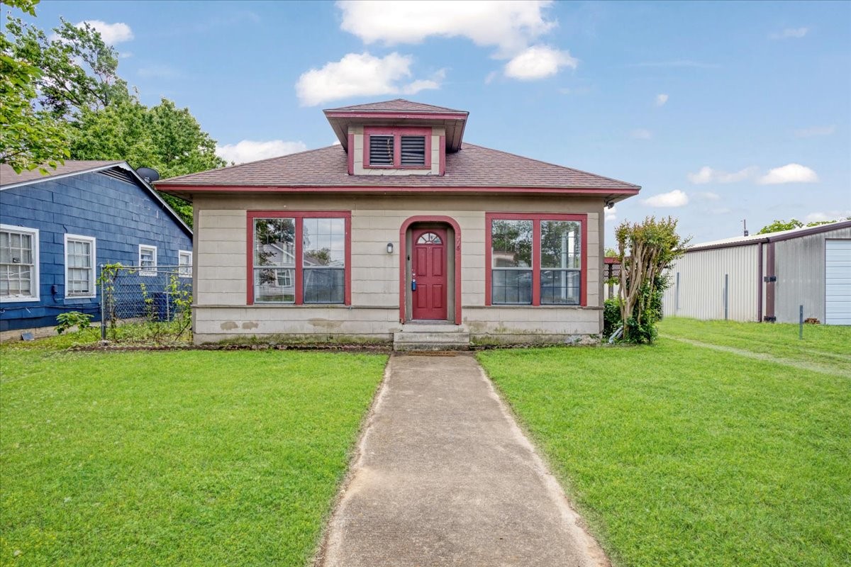 726 W Texas Denison TX 75020