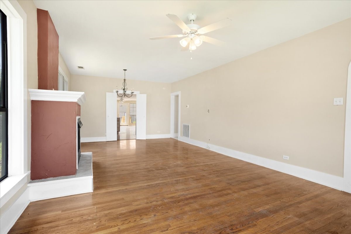 726 W Texas Denison TX 75020