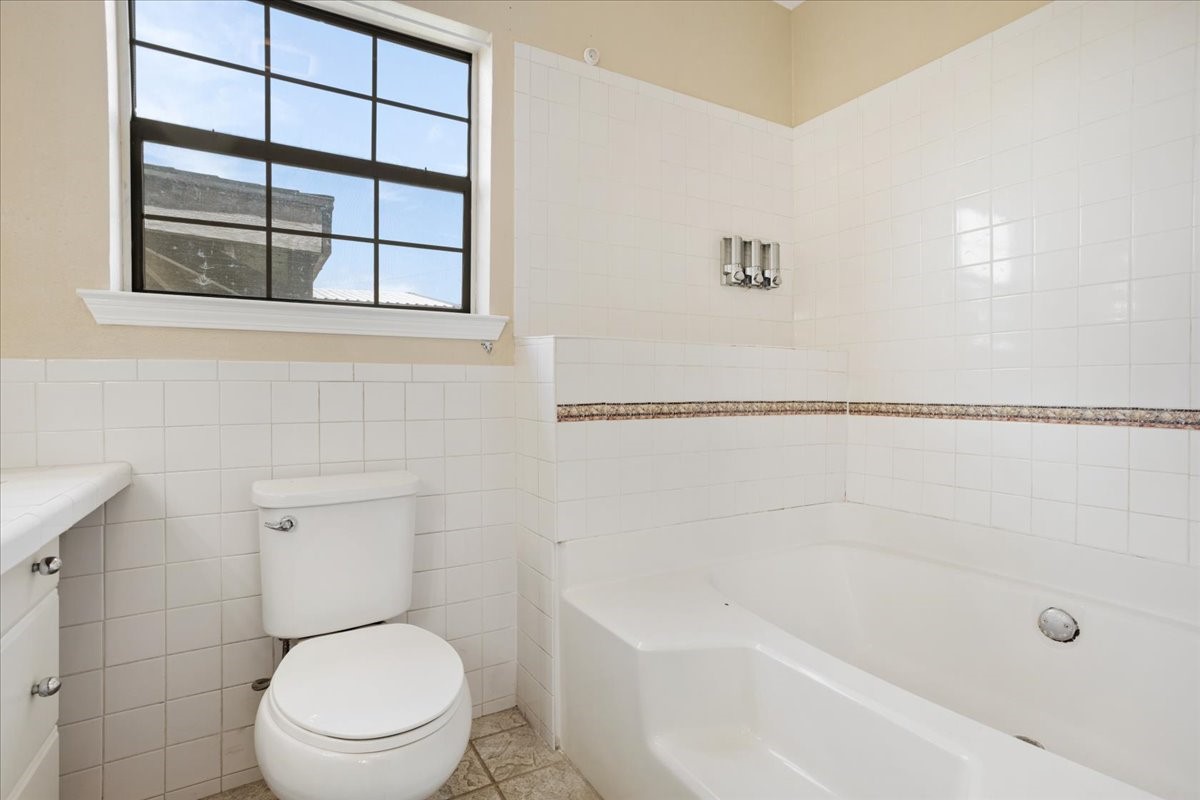 726 W Texas Denison TX 75020