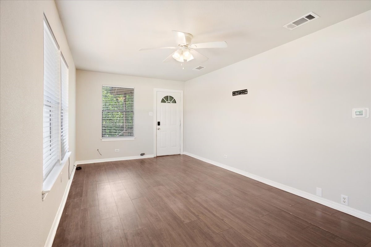 726 W Texas Denison TX 75020