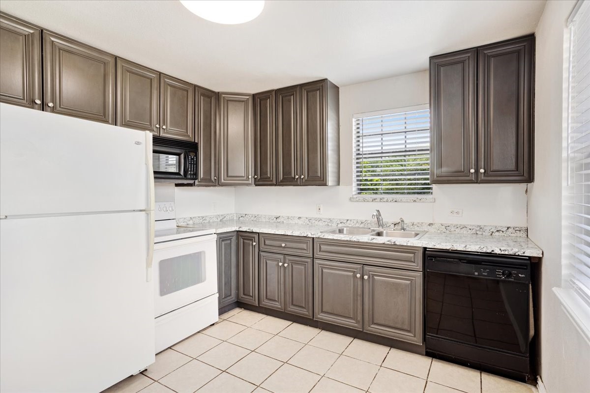 726 W Texas Denison TX 75020