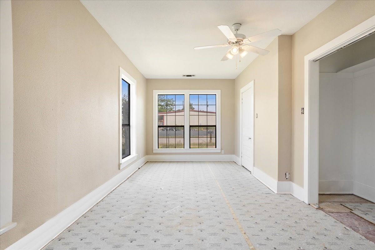 726 W Texas Denison TX 75020