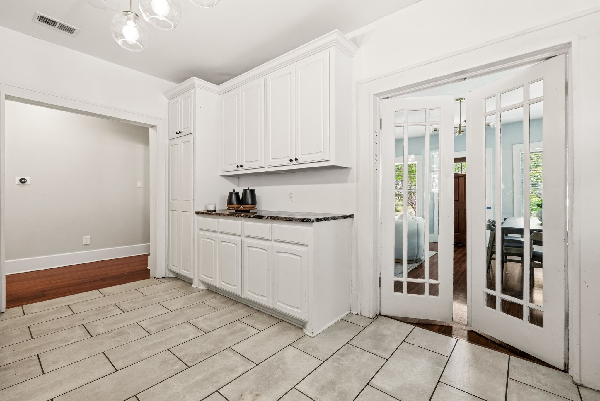 5736 Tremont Street Dallas TX 75214