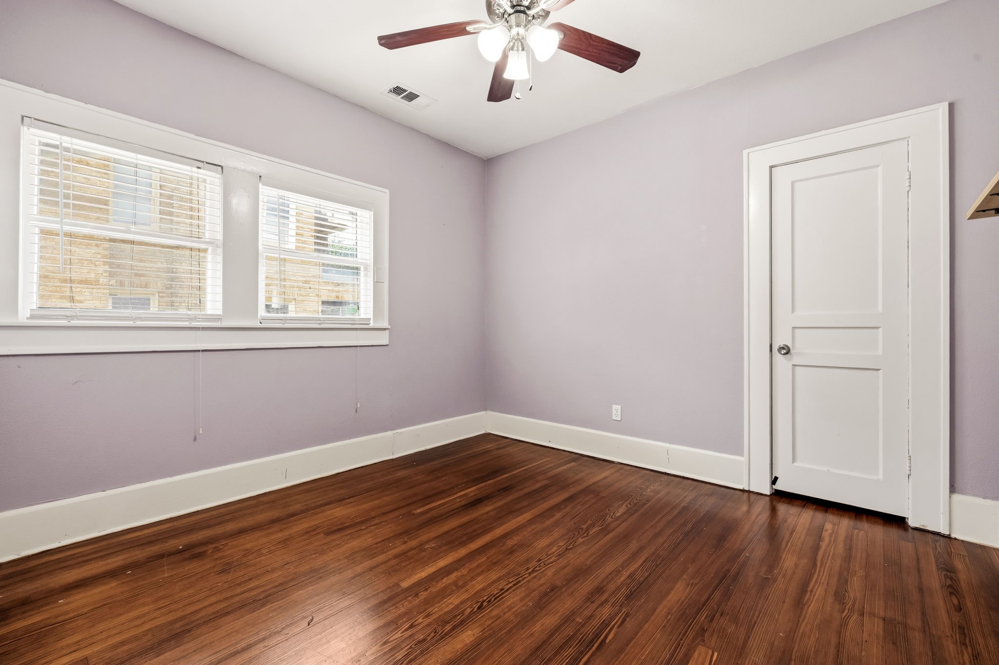 5736 Tremont Street Dallas TX 75214