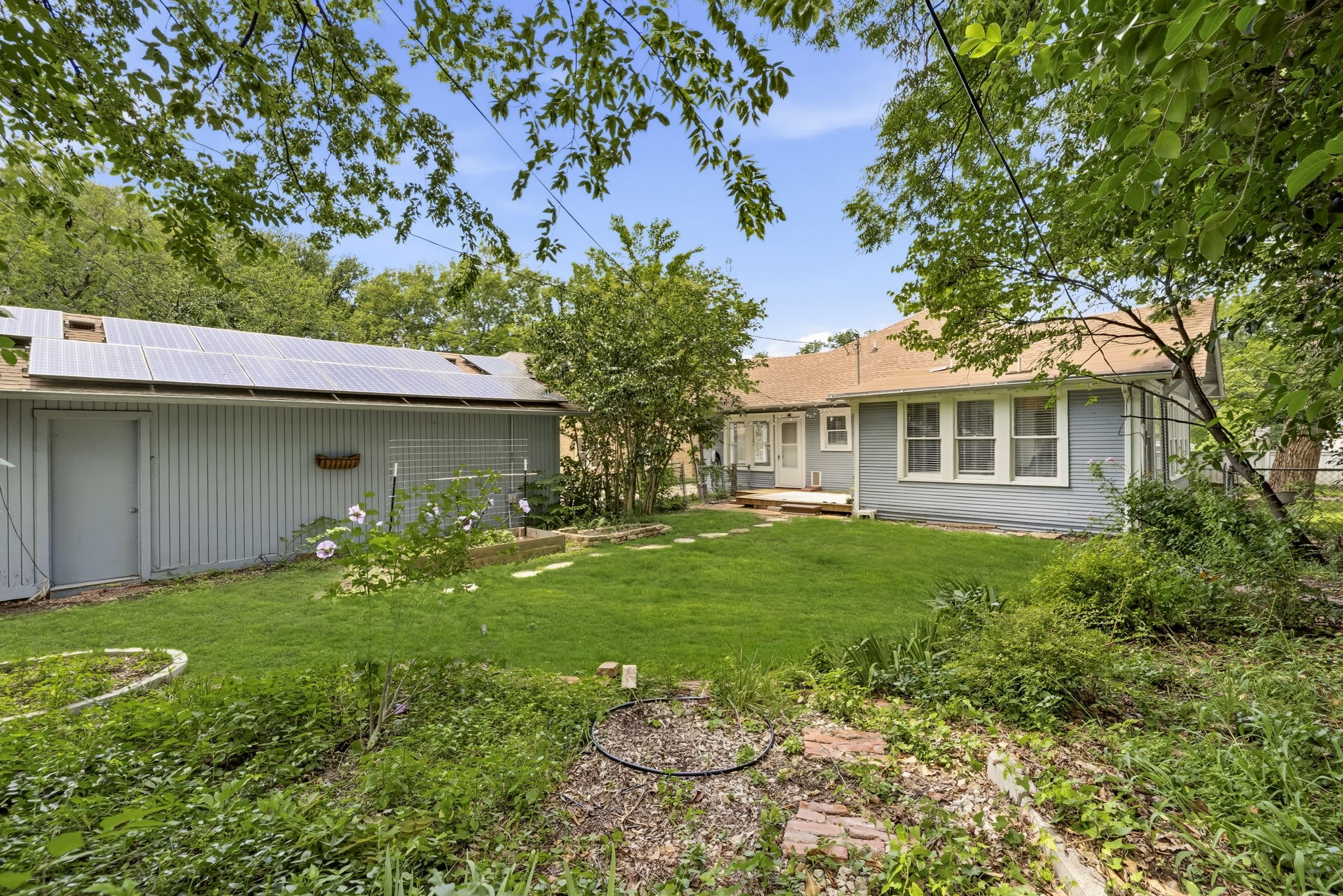 5736 Tremont Street Dallas TX 75214