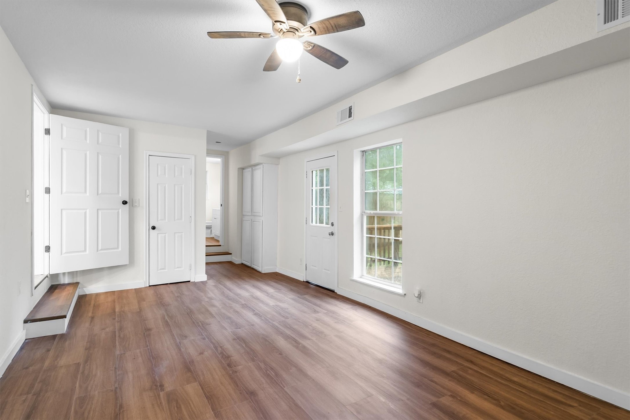 5239 Point Lavista Malakoff TX 75148