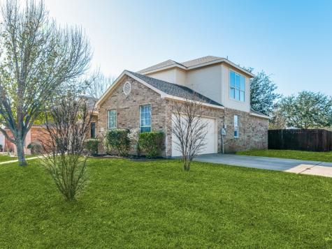 1707 Country Crest Lane Mansfield TX 76063
