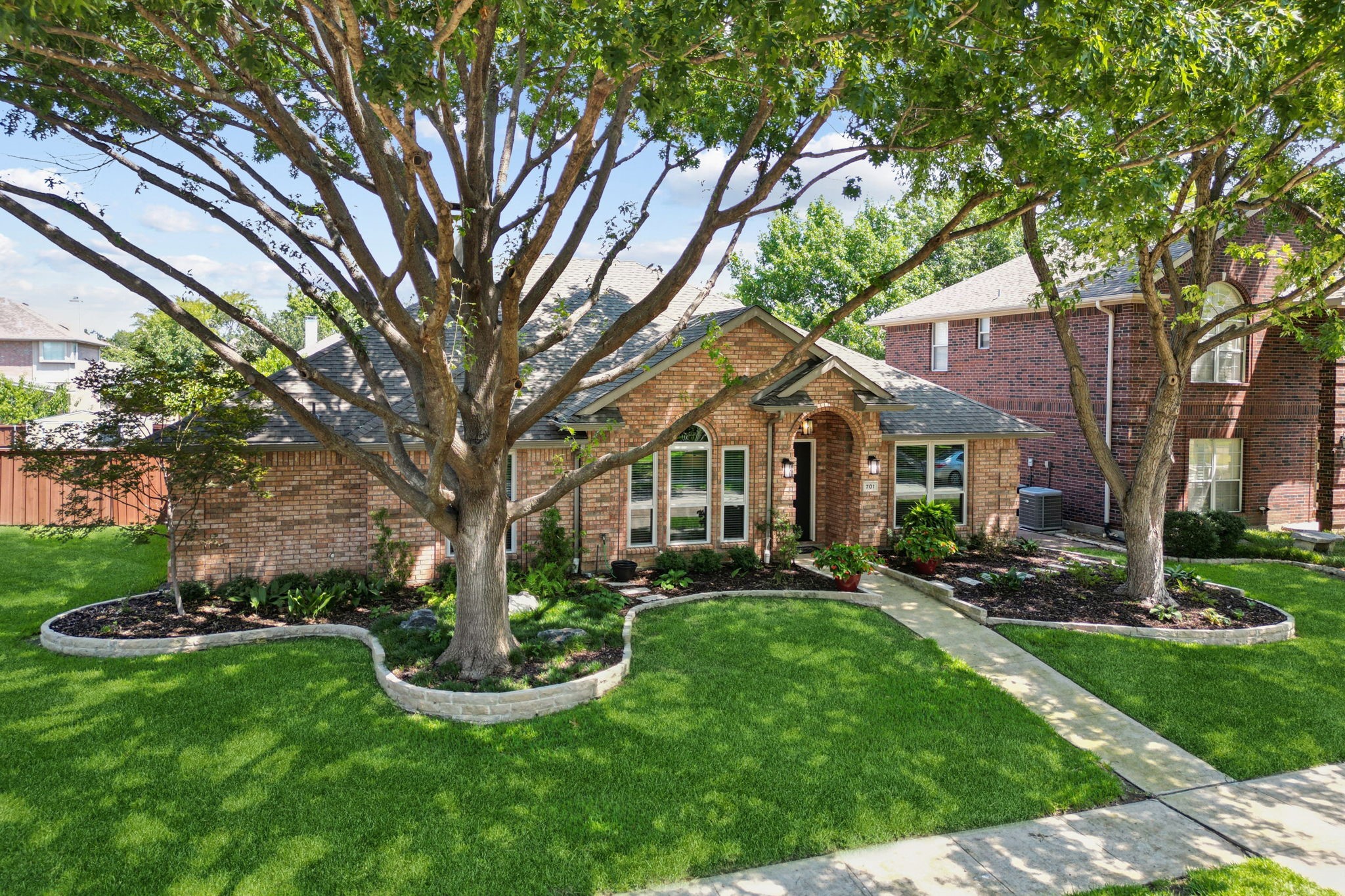 701 Butternut Drive Garland TX 75044