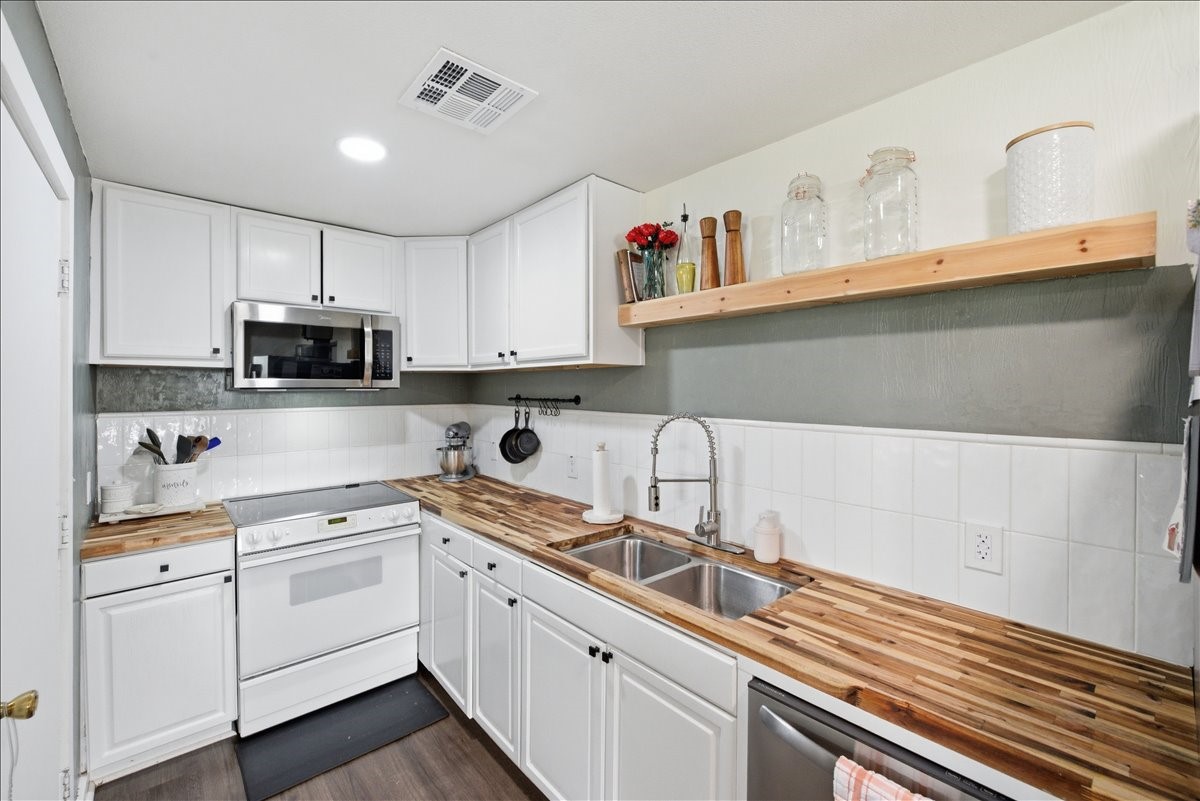 11725 China Spring Road Waco TX 76708