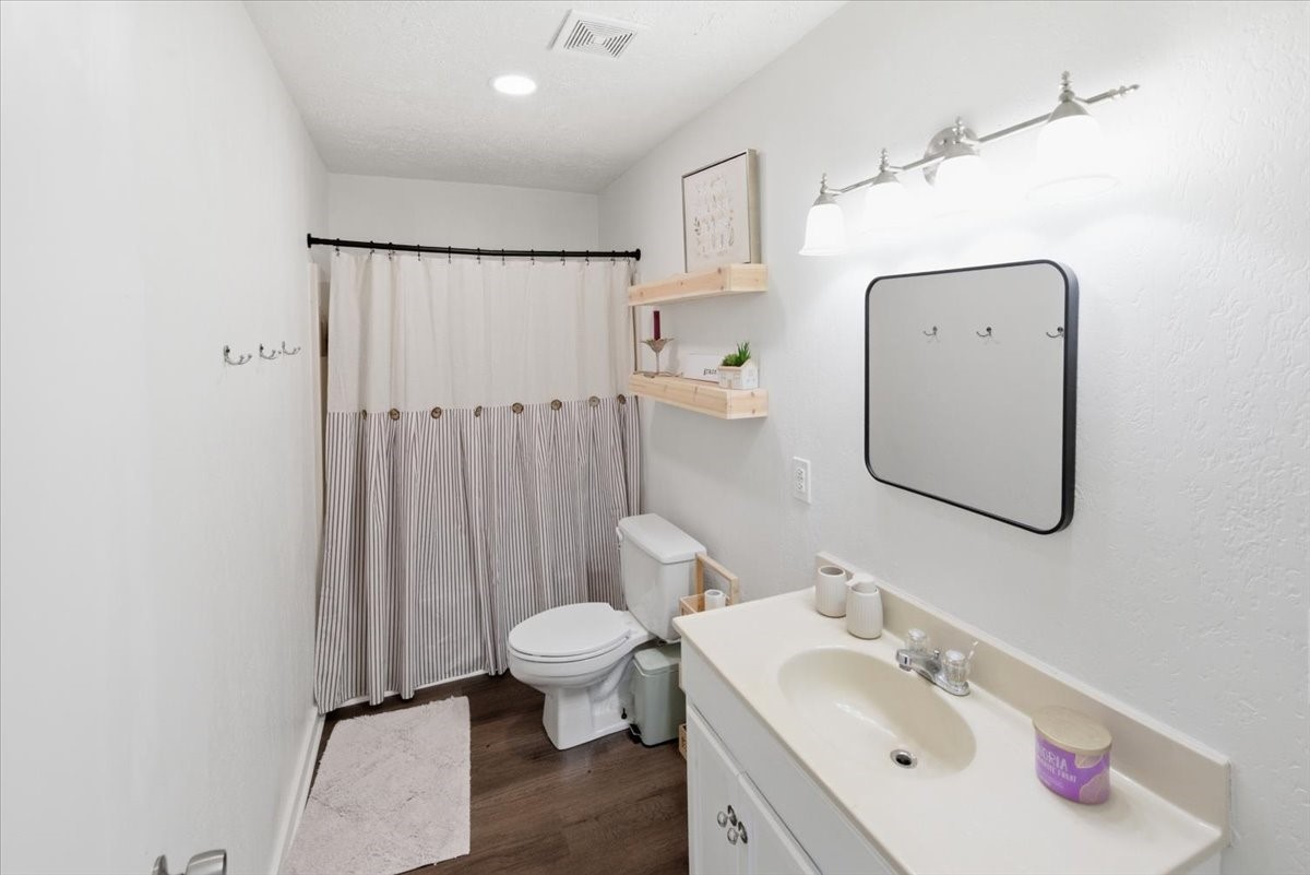 11725 China Spring Road Waco TX 76708