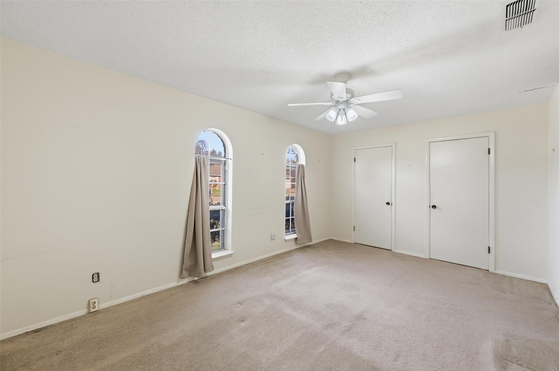 2903 Ashbury Drive Arlington TX 76015
