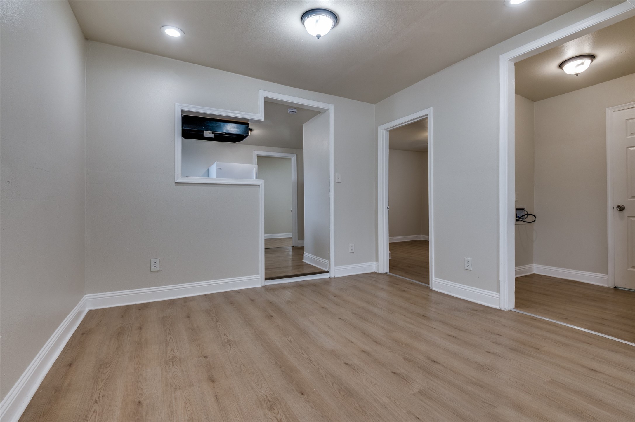 2415 Bethurum Avenue Dallas TX 75215