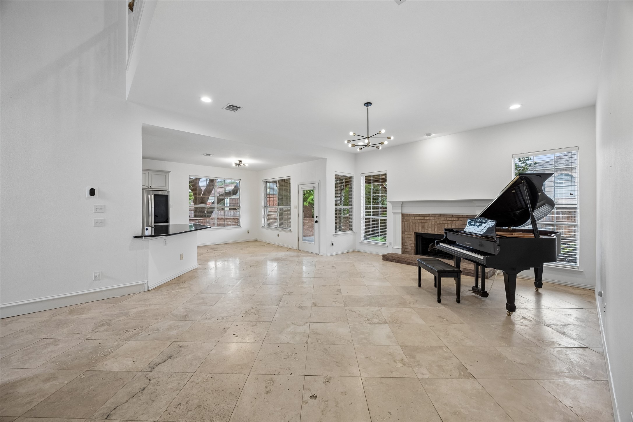 2701 Oates Drive Plano TX 75093