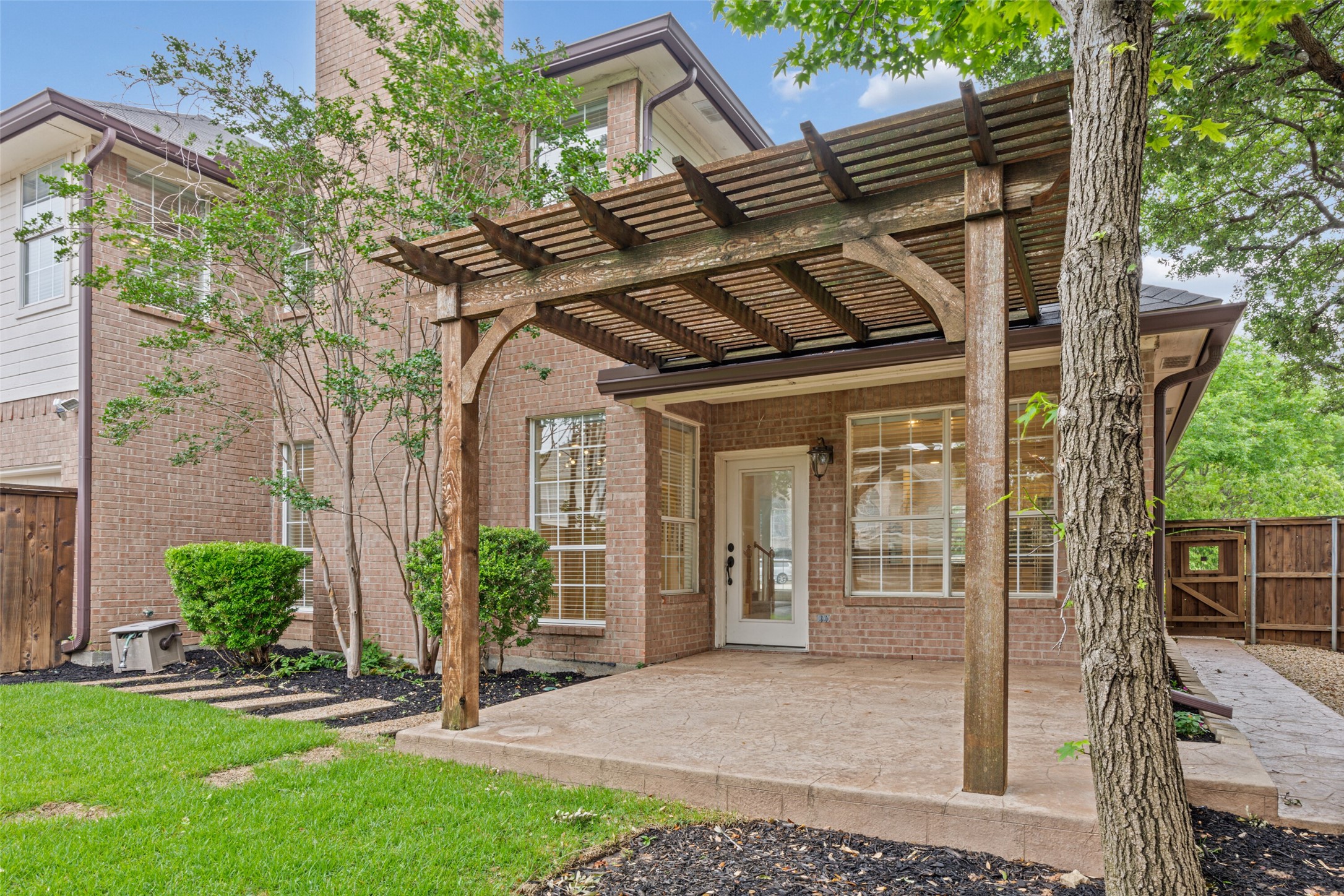 2701 Oates Drive Plano TX 75093