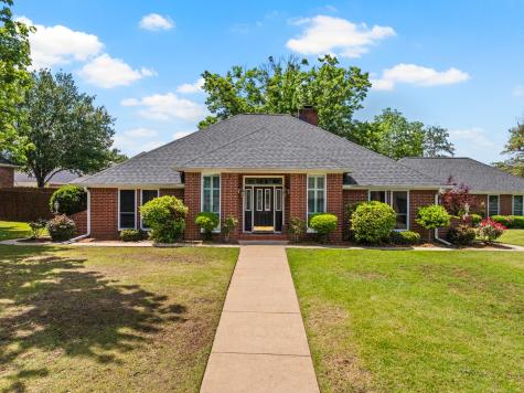 212 Turnberry Circle Mt Pleasant TX 75455