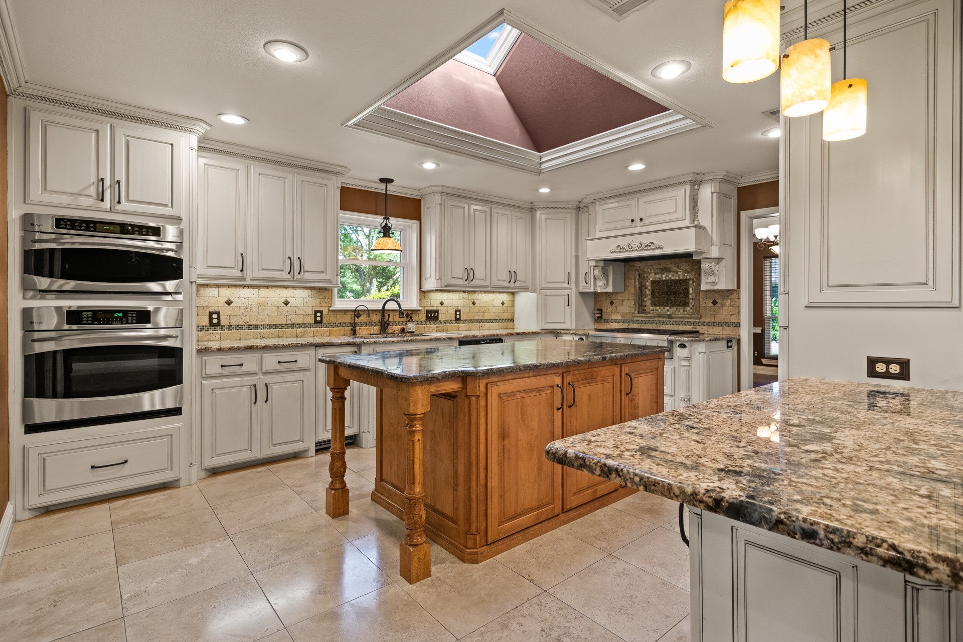 212 Turnberry Circle Mt Pleasant TX 75455