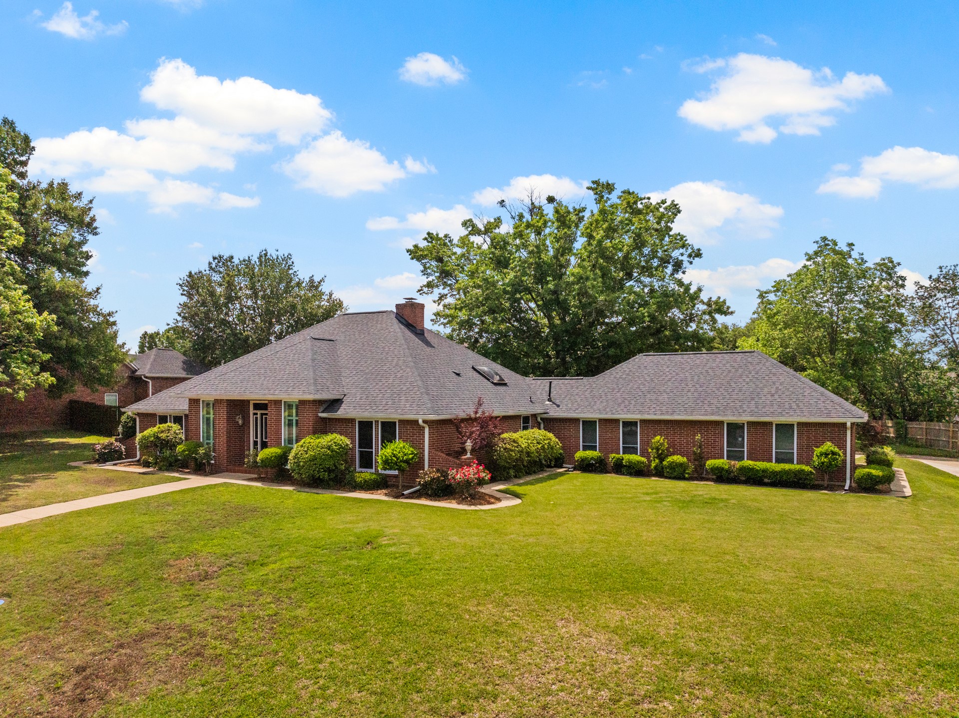 212 Turnberry Circle Mt Pleasant TX 75455