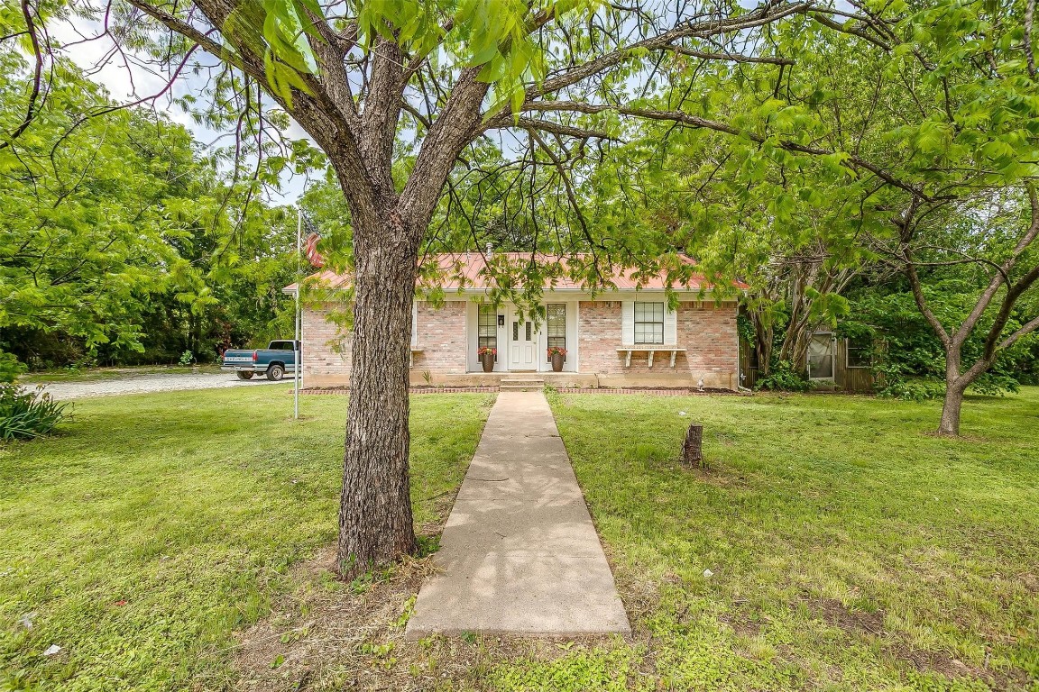 336 S Dobson Street Burleson TX 76028