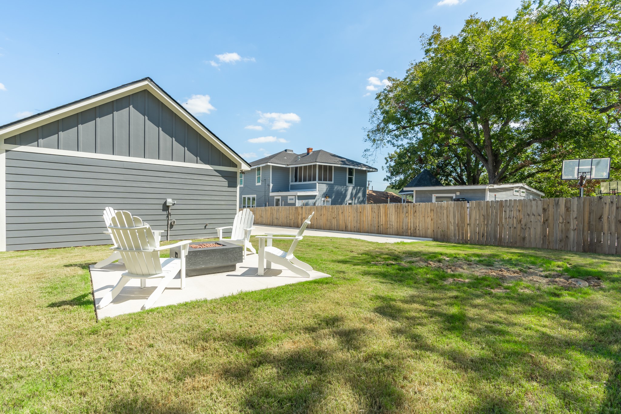 2022 N 5th Street Waco TX 76708