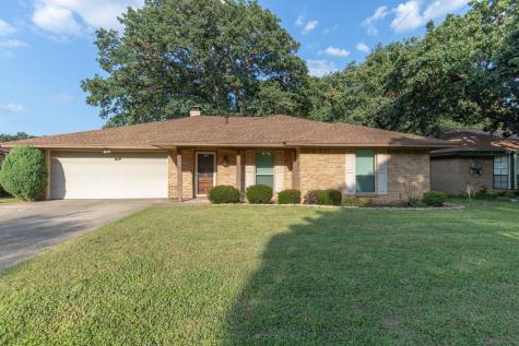 3510 Manana Drive Grand Prairie TX 75050