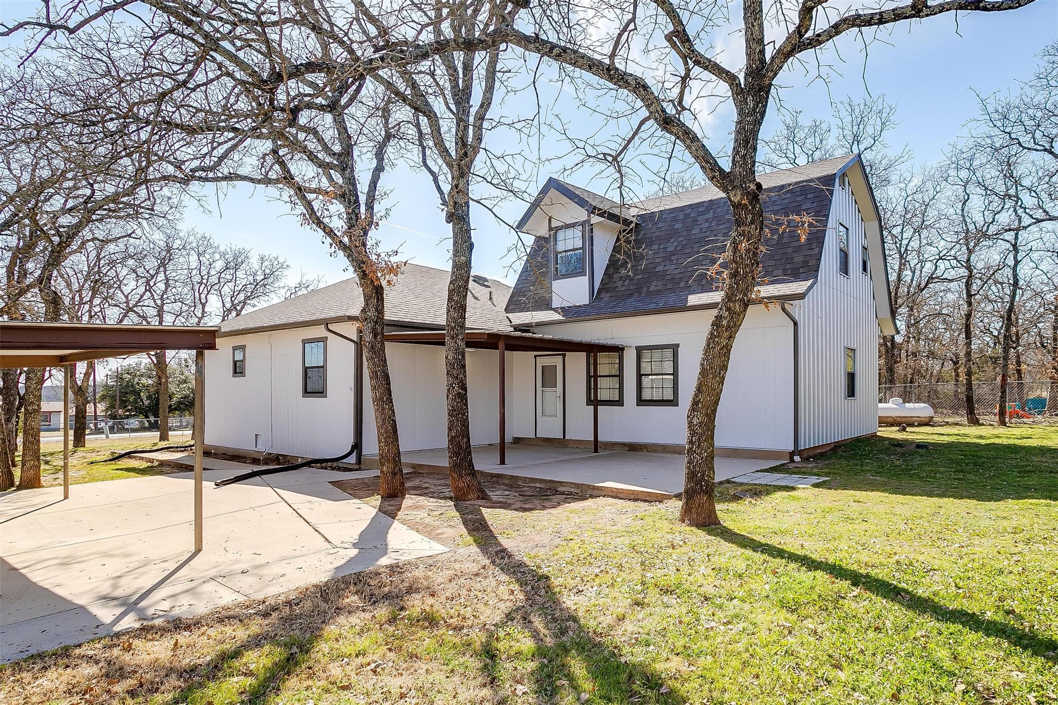 5233 Midway Road Weatherford TX 76085