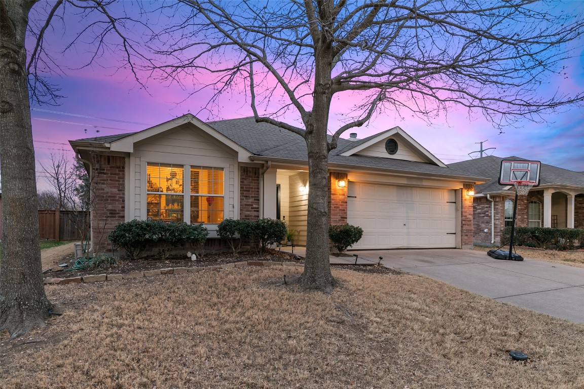 7424 Tormes Grand Prairie TX 75054