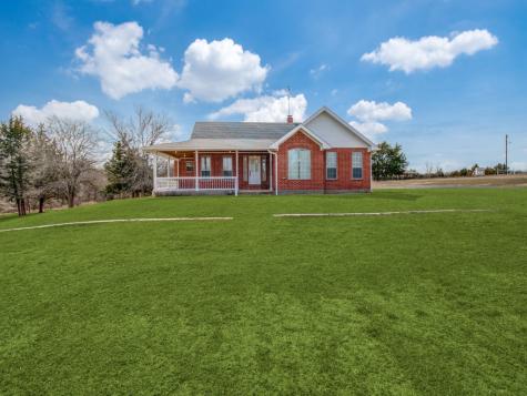 946 Burke Road Gunter TX 75058