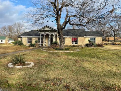 503 E 13th Street Bonham TX 75418