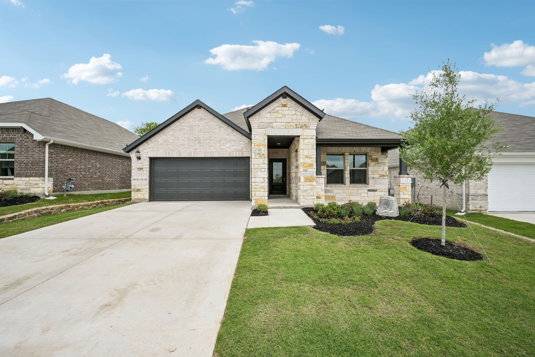2207 Rannoch Street Sherman TX 75092