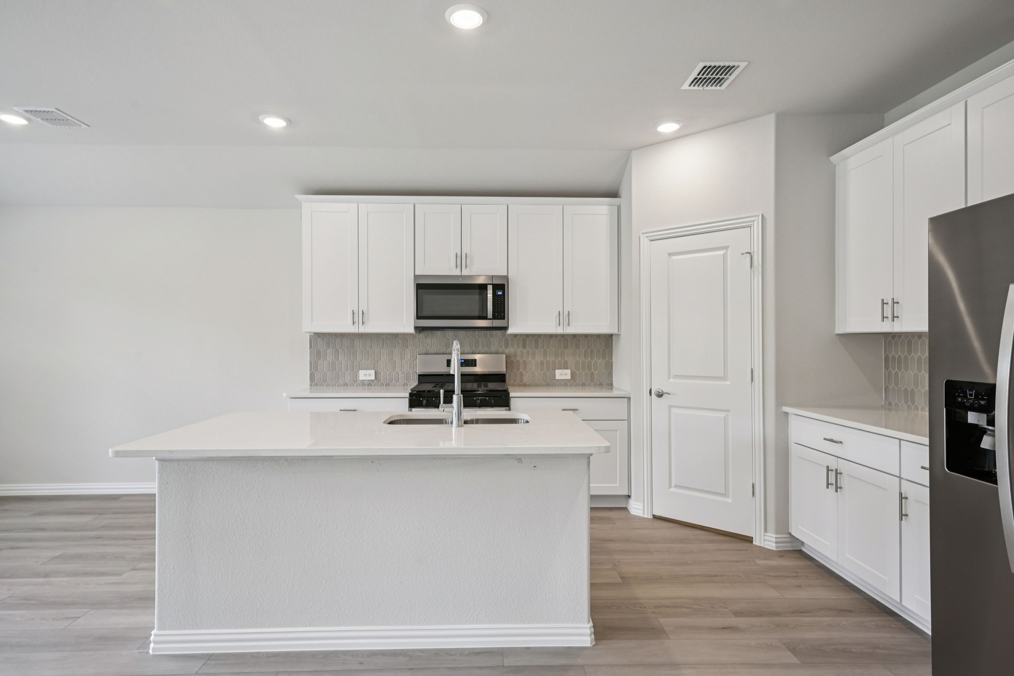 2207 Rannoch Street Sherman TX 75092