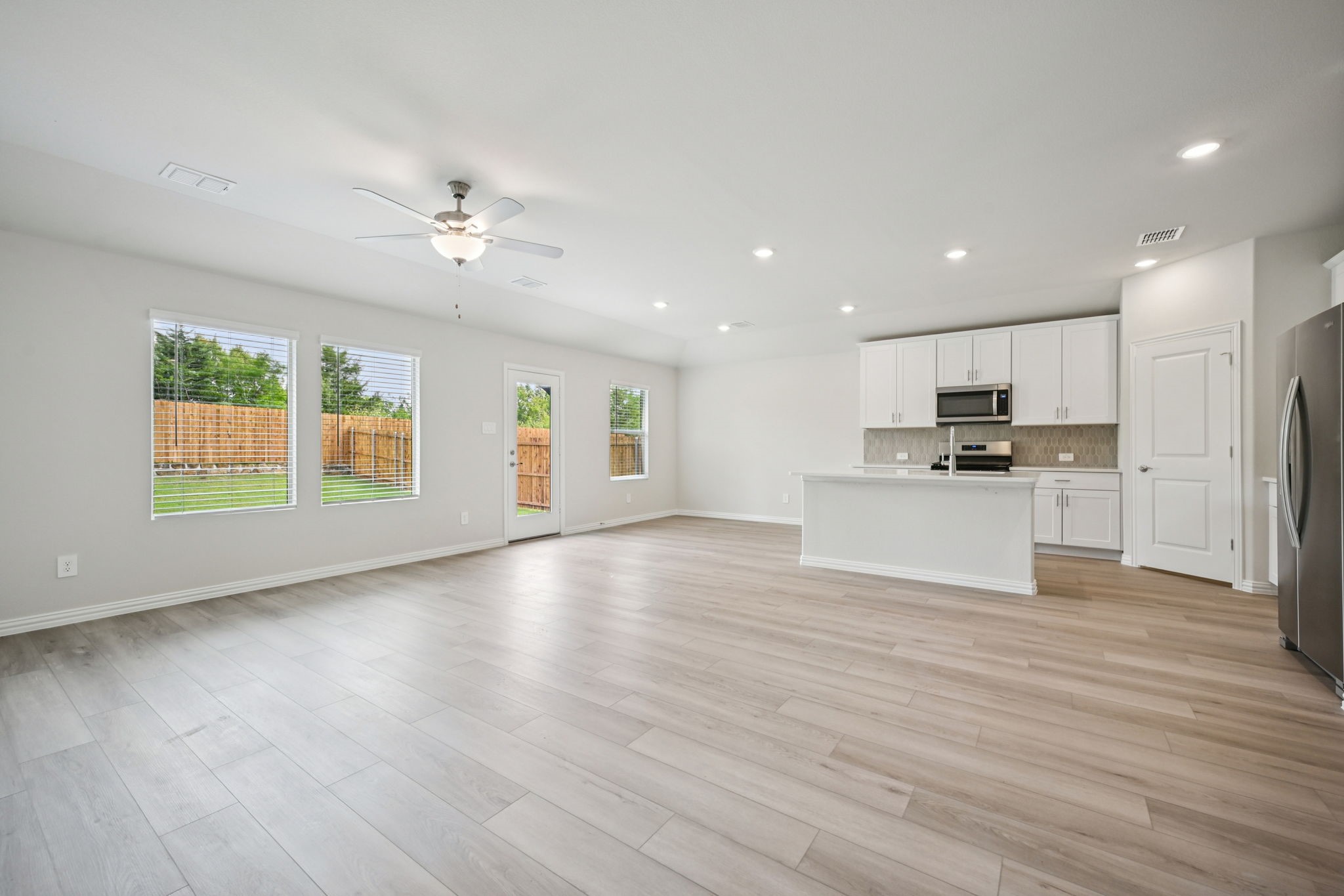 2207 Rannoch Street Sherman TX 75092