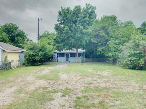 205 Richland Street Irving TX 75061