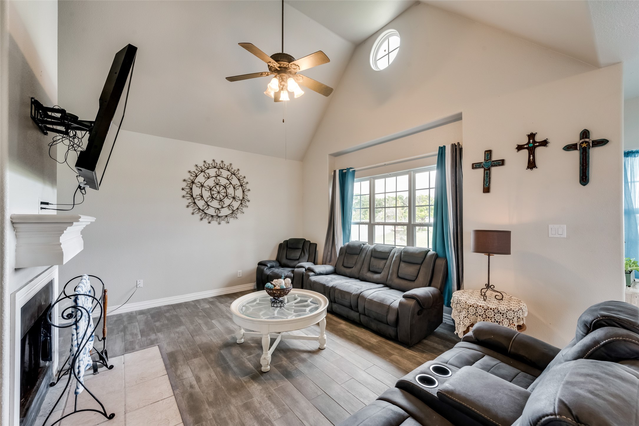 5646 N Us Highway 69 Celeste TX 75423