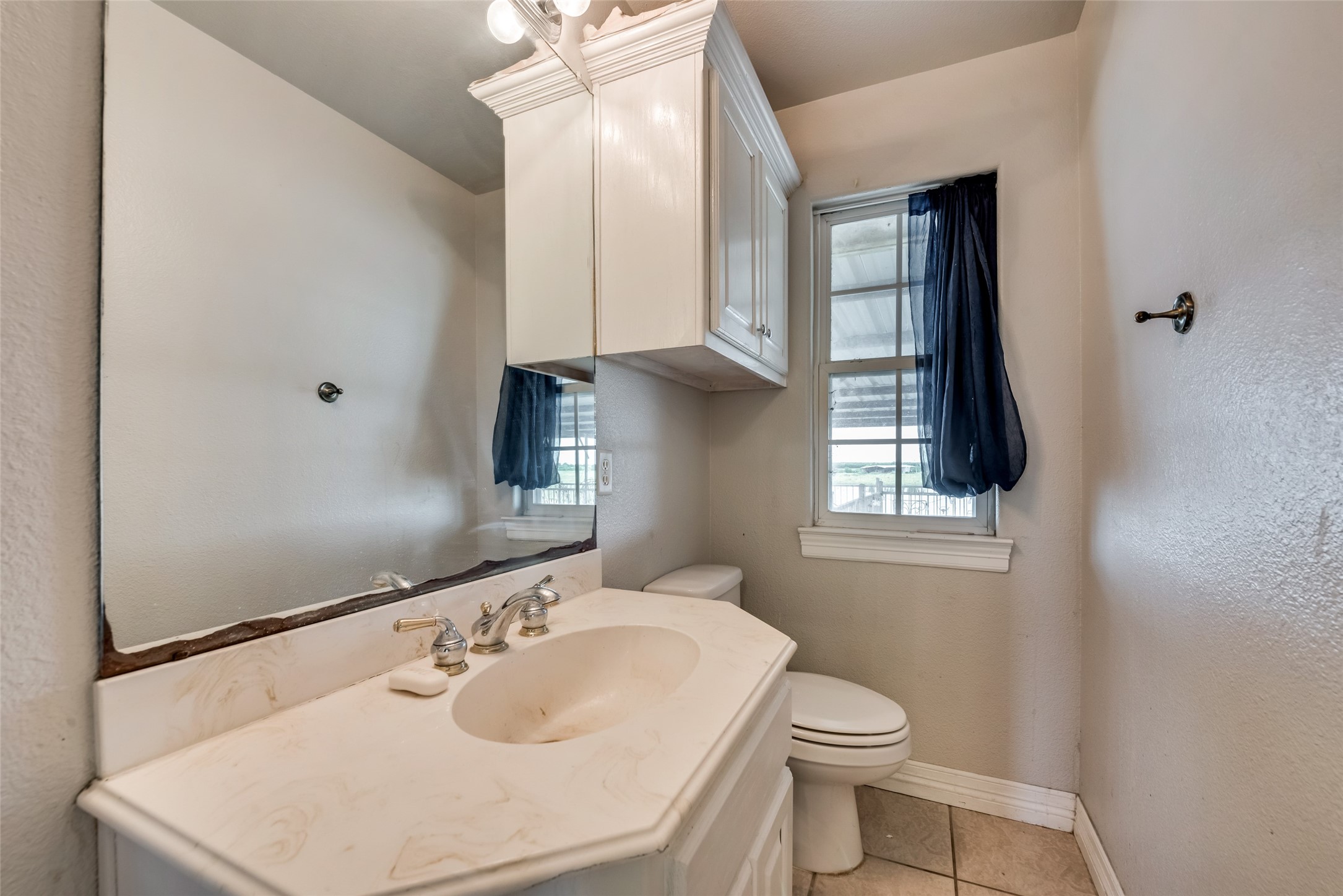 5646 N Us Highway 69 Celeste TX 75423