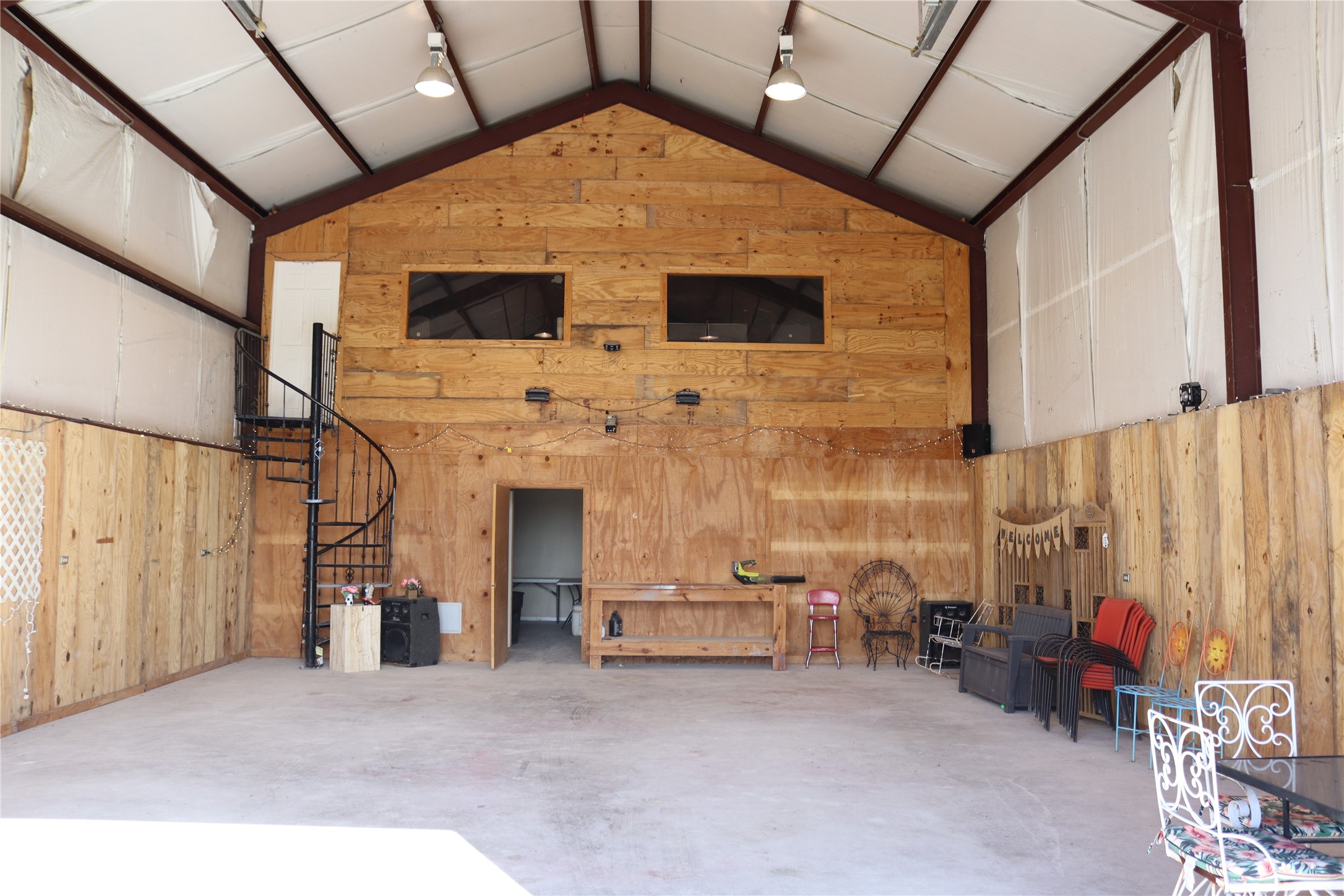 5646 N Us Highway 69 Celeste TX 75423