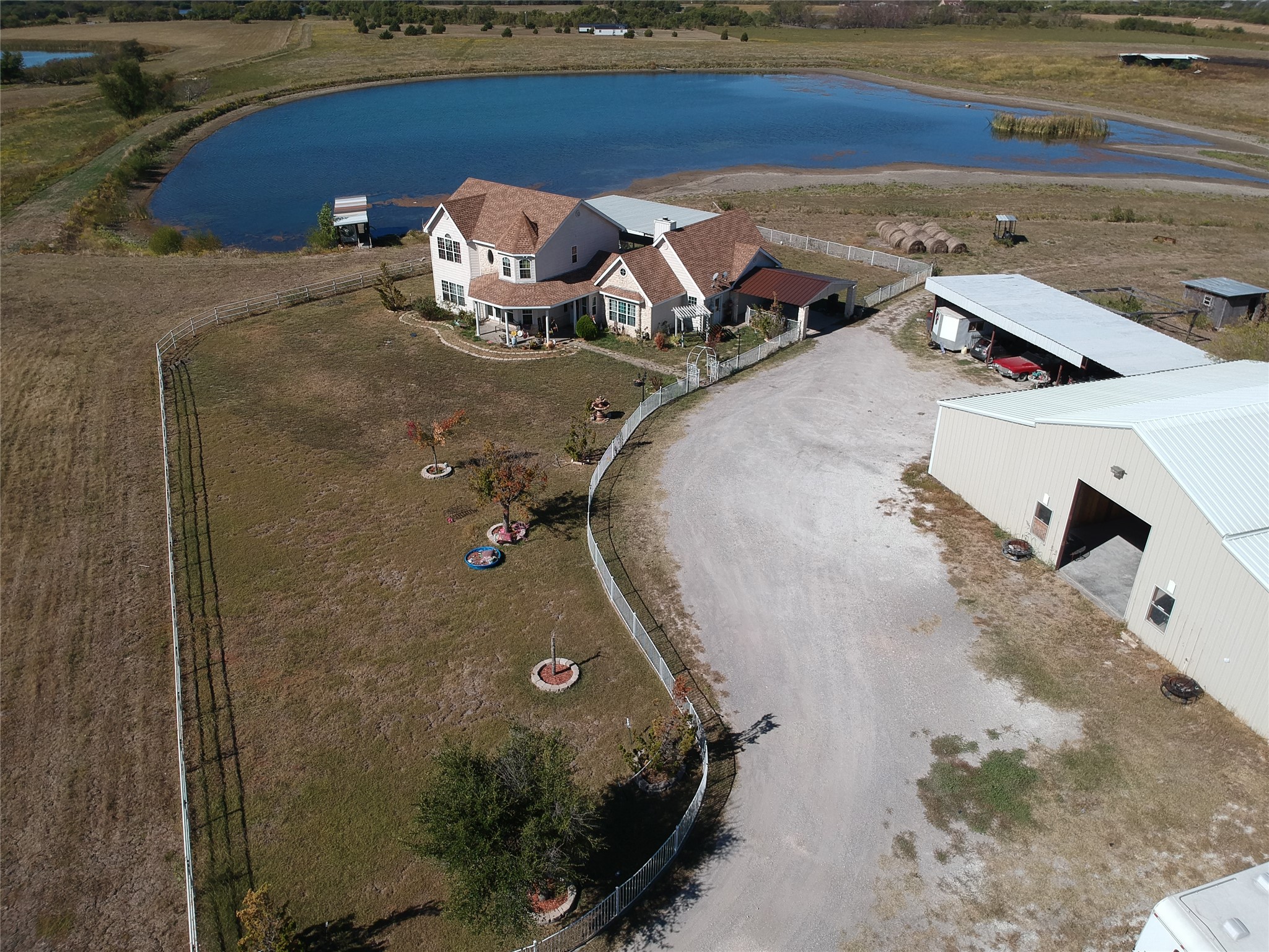 5646 N Us Highway 69 Celeste TX 75423