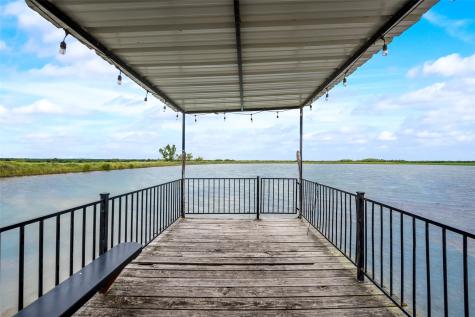 5646 N Us Highway 69 Celeste TX 75423