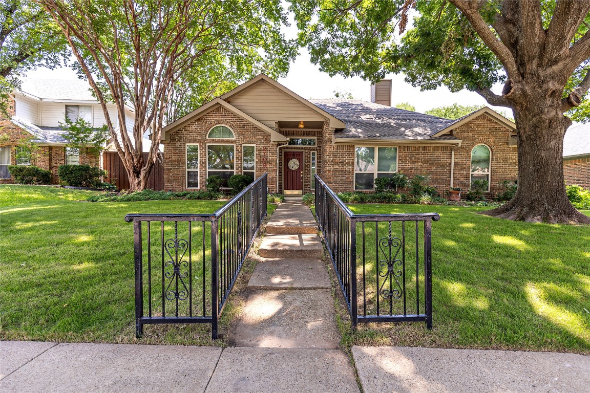 2109 John Sharp Circle Garland TX 75044