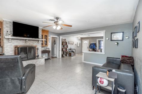 1907 Bridle Lane Gainesville TX 76240