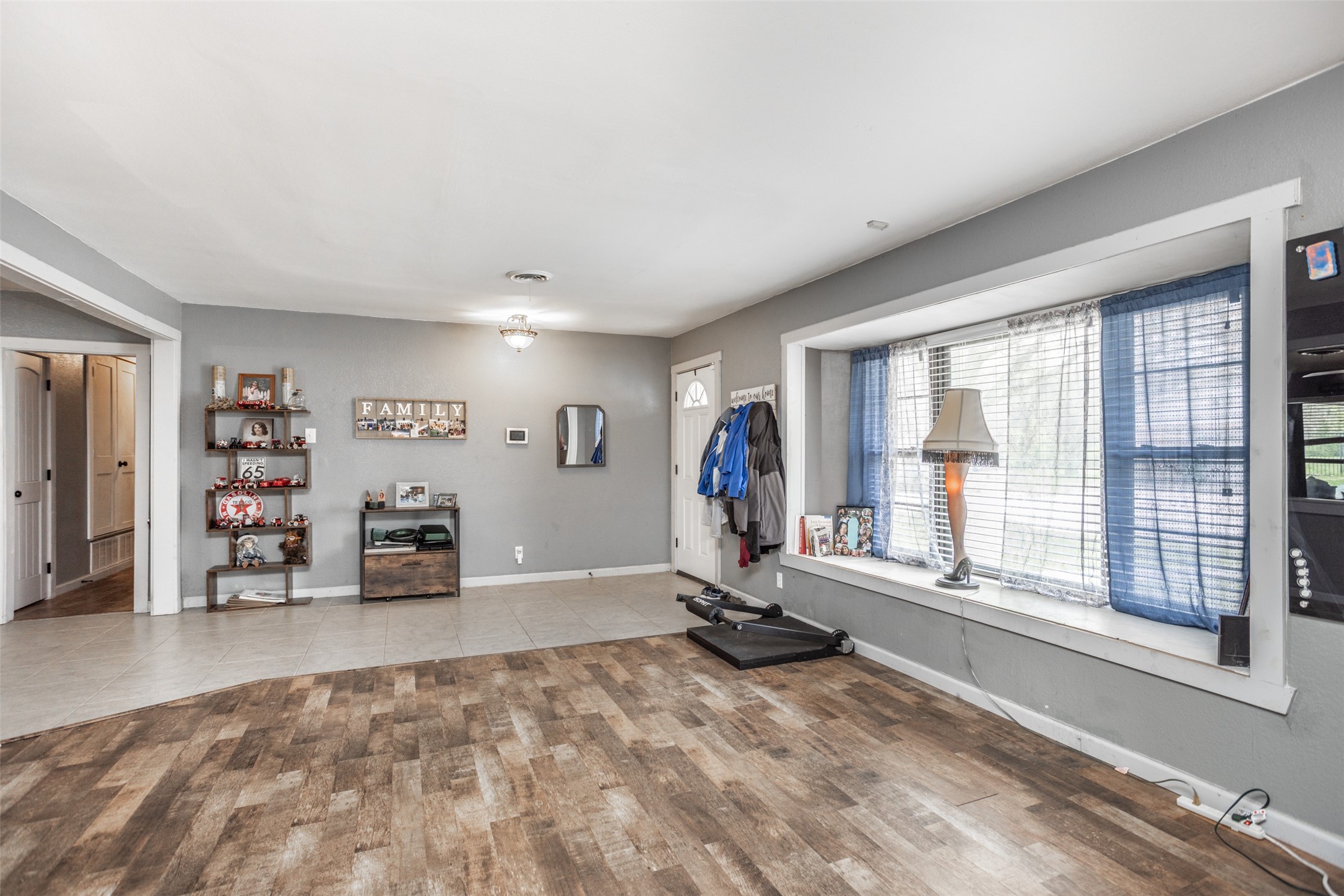 1907 Bridle Lane Gainesville TX 76240