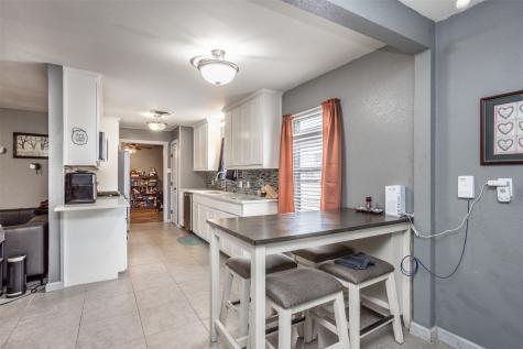 1907 Bridle Lane Gainesville TX 76240
