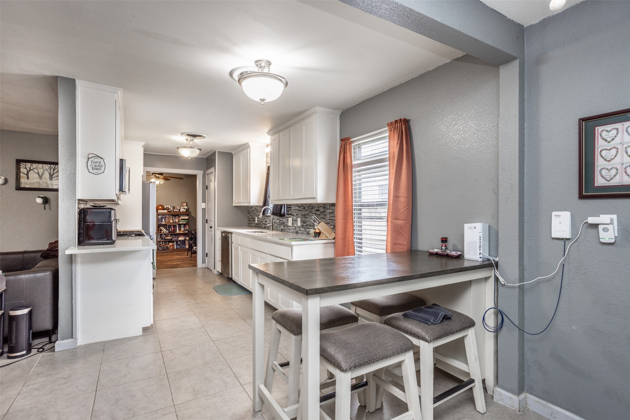 1907 Bridle Lane Gainesville TX 76240