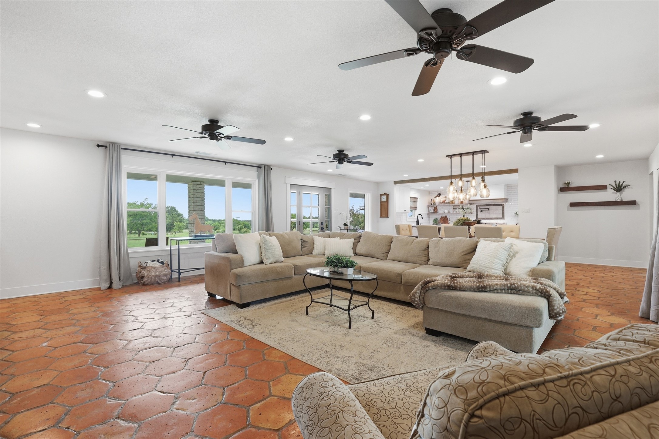 7773 County Road 1200 Grandview TX 76050